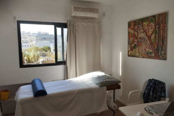 קליניקה ברעננה עם Air Conditioning